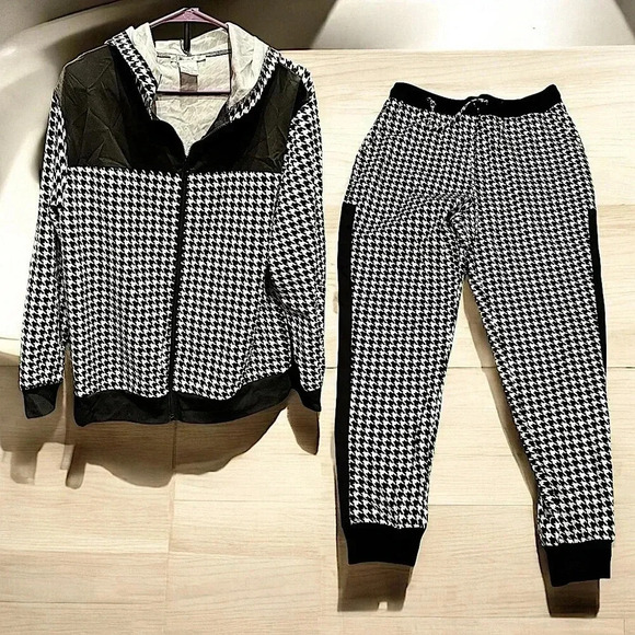 Pants - Masseys 2pc jacket & sweatpants SET♠️ LARGE & stretchy!!!